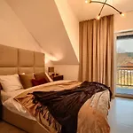 Royal 200 M Do Wyciagu Apartment Szczyrk