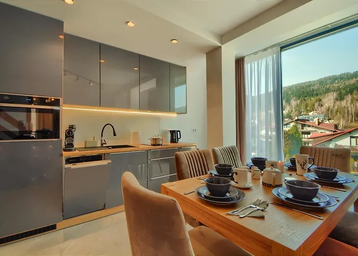 Royal 200 M Do Wyciagu * שצ'צ'ירק