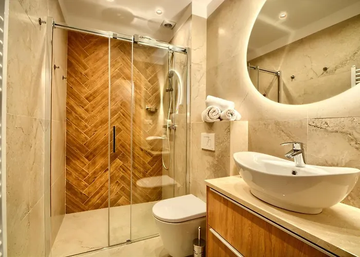 Royal 200 M Do Wyciagu דירה שצ'צ'ירק